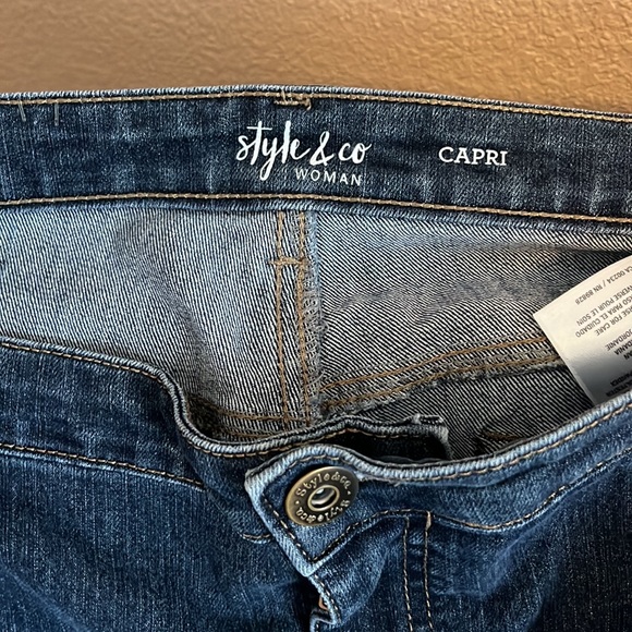 Style & Co Capri Jeans - Picture 4 of 7